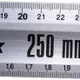 Угольник алюминиевый MATRIX 250мм 32471